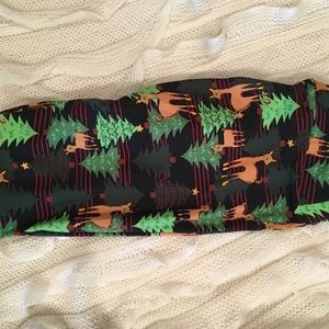 EUC Worn Once LuLaRoe Christmas leggings OS.